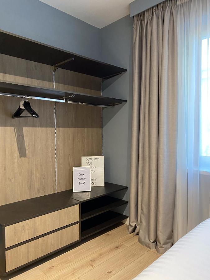 Living Studio Apartments Тирана Экстерьер фото