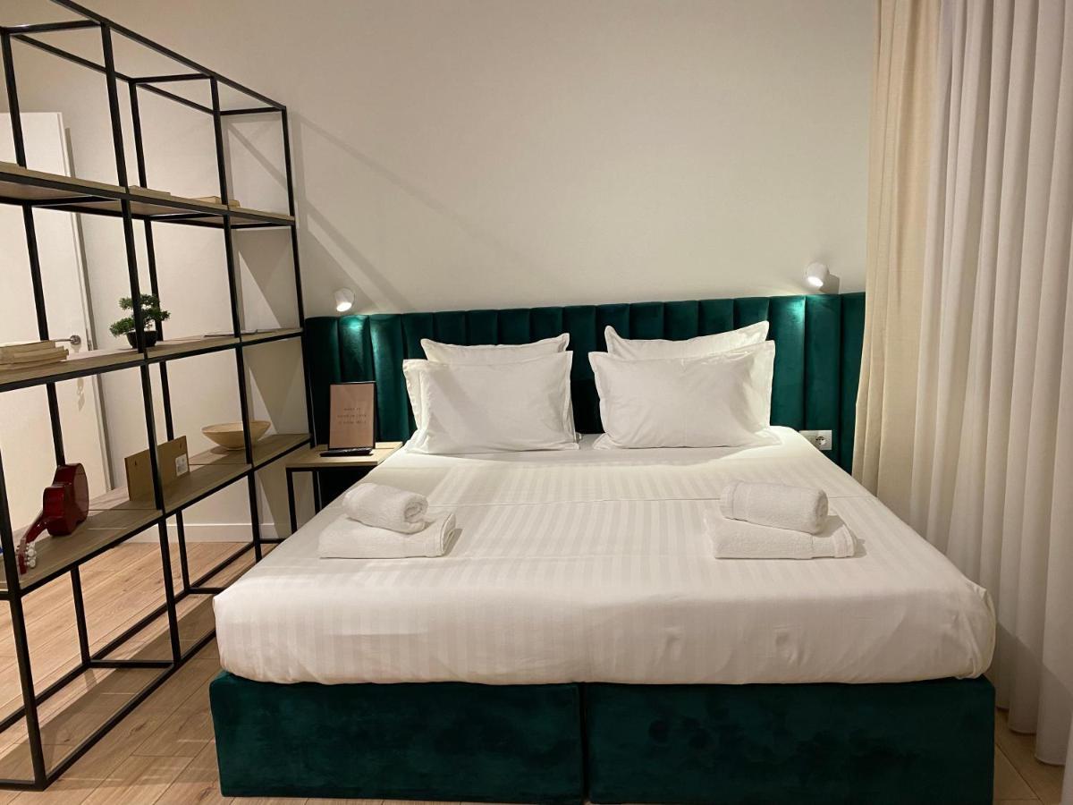 Living Studio Apartments Тирана Экстерьер фото