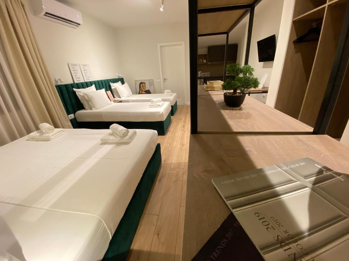 Living Studio Apartments Тирана Экстерьер фото