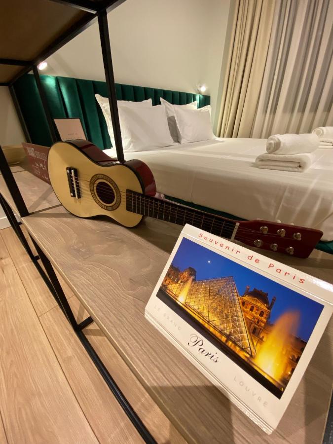Living Studio Apartments Тирана Экстерьер фото